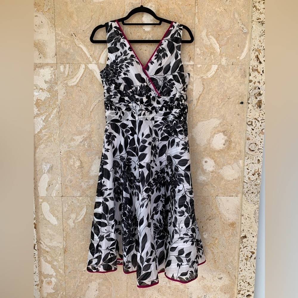 Women’s Casual Dress
